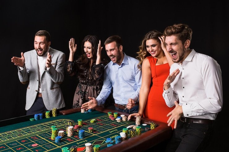 Active blackjack hand with hit/stand buttons on mobile